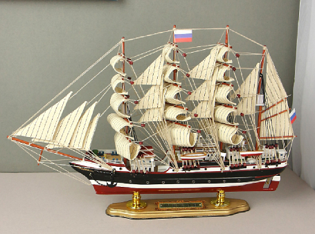 Модель парусника "Седов", 52 см.