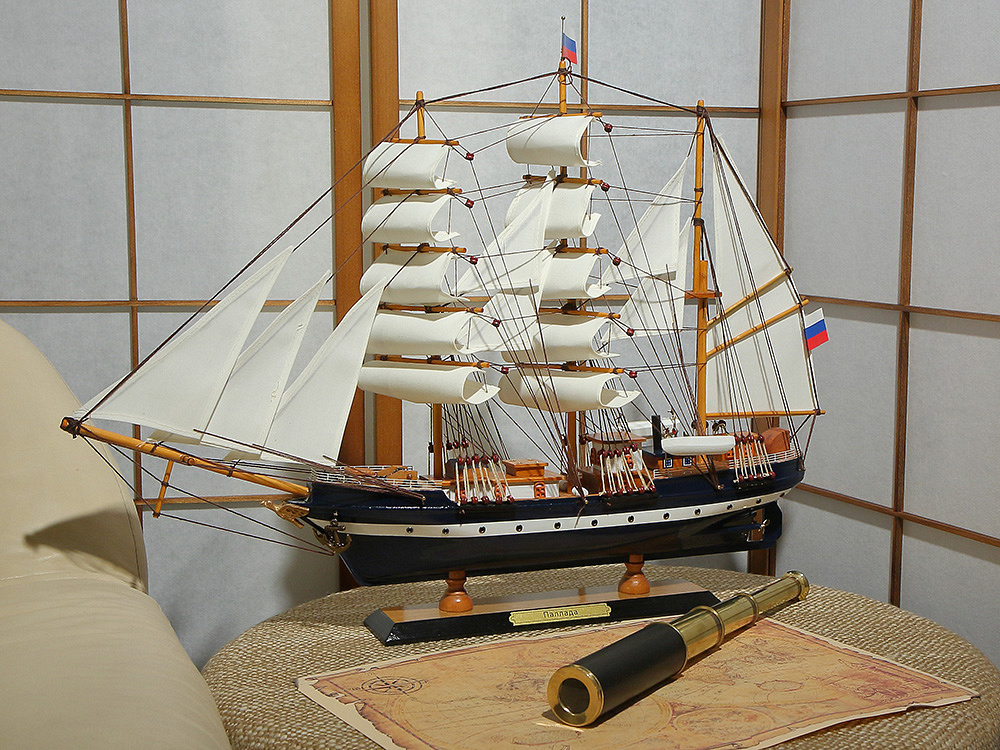 Модель парусника "Belem'' 63 см.
