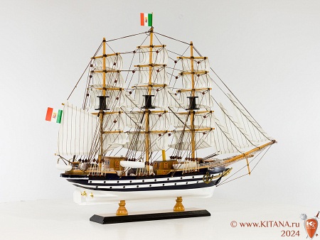 Модель корабля "Amerigo Vespucci'' 64 см.