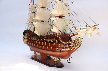 Модель парусного корабля "ROYAL LOUIS", 72 см
