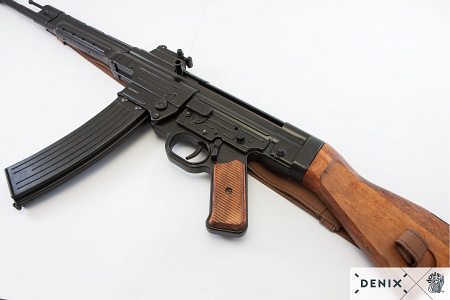 Макет штурмовой винтовки StG 44 (Sturmgewehr 44)