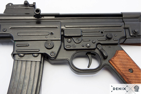 Макет штурмовой винтовки StG 44 (Sturmgewehr 44)