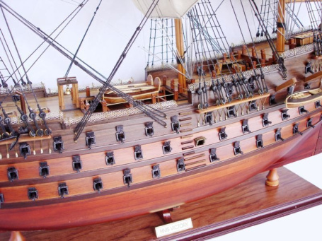 Модель парусника "HMS Victory", 72 см
